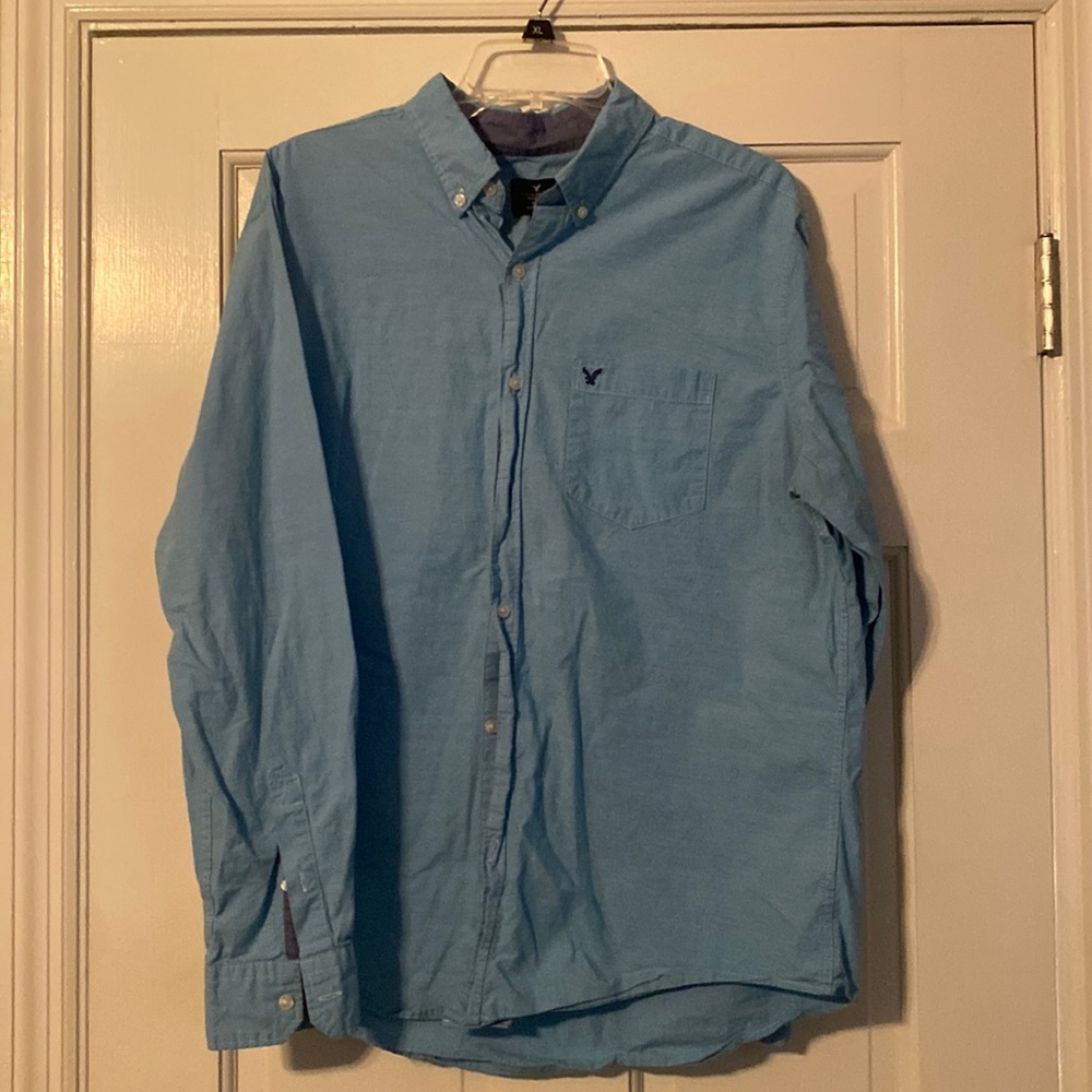 American Eagle button down